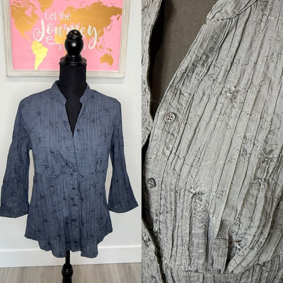 St. John’s Bay Blue Women's Casual Button Up Blouse (M) - Picture 1 of 8